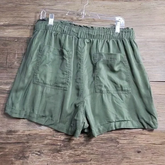 LOFT Olive Green Women's Drawstring Shorts - Picture 2 of 6